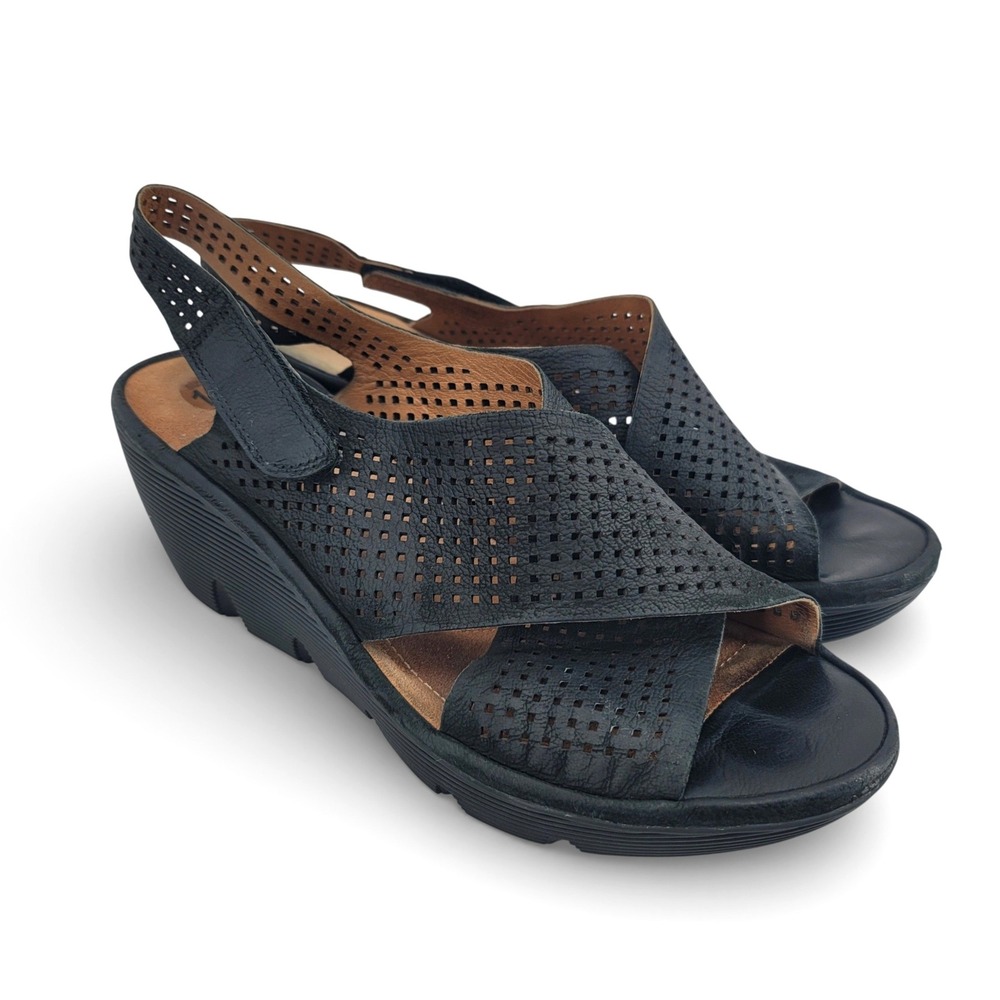 Clarks Sandals Womens 10 Black Leather Slingback‎ Wedge Comfort Casual